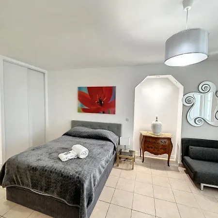 Appartement Gal0 - Tres Beau Studio En Rez-de-jardin Cannes